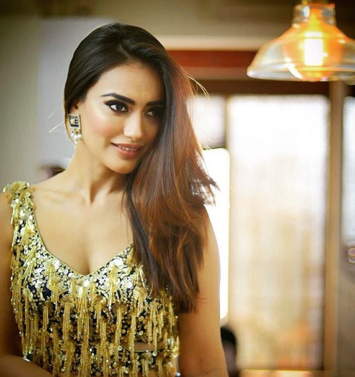 Surbhi Jyoti  Height, Weight, Age, Stats, Wiki and More